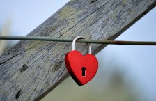 secure payment lock icon